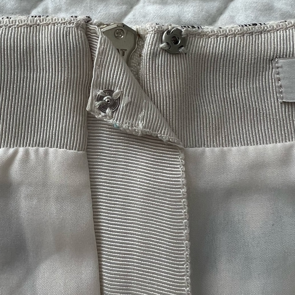 Loft Metallic Geometrical Print Skirt size 2 - Picture 6 of 8